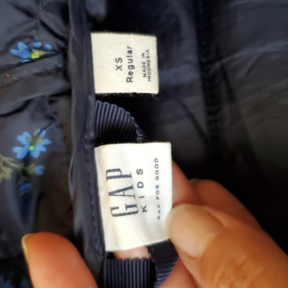 Gap kids lightweight puffer jacket - Picture 4 of 5